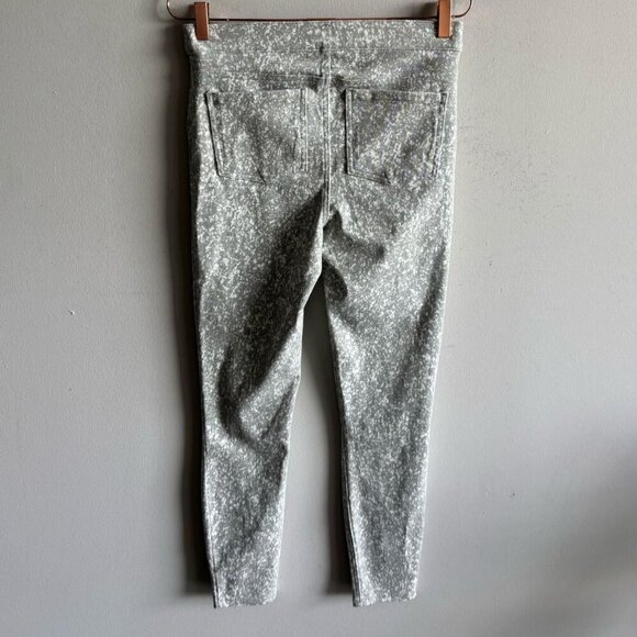 Spanx Womens Speckled Ankle Two Back Front Pocket Leggings Gray Size Medium - Picture 11 of 12
